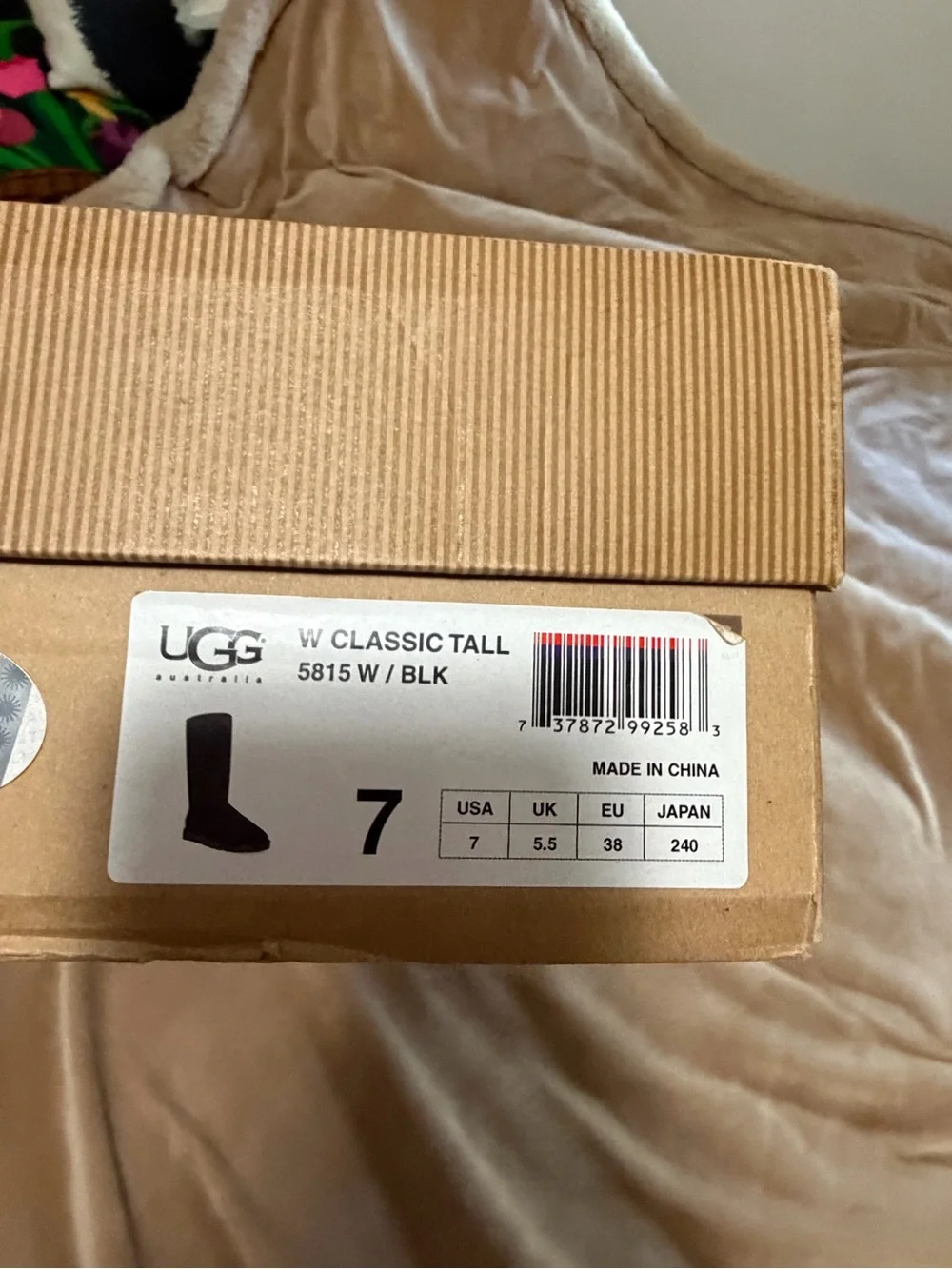 UGG women’s classic